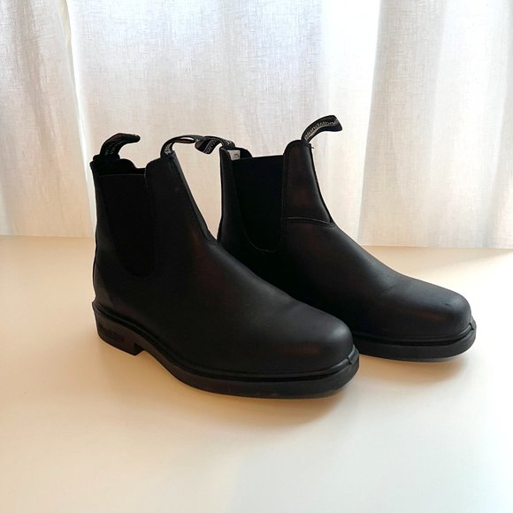 Blundstone Shoes - Blundstone BL063 Dress Chelsea Boot Black Women's 9.5